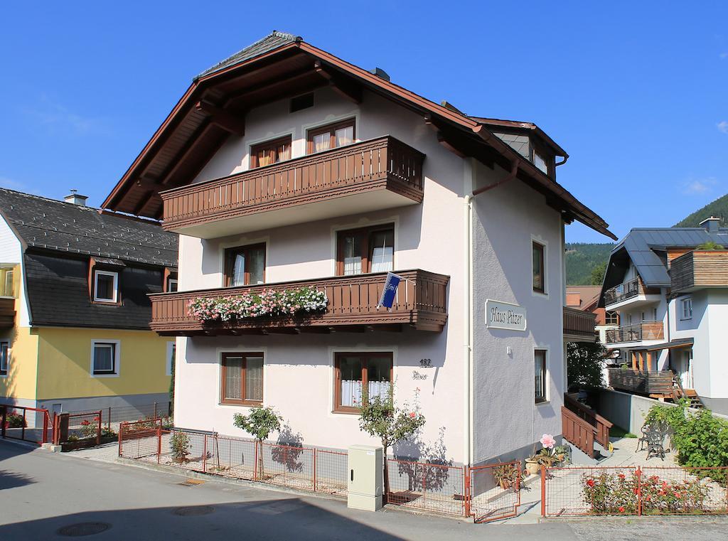 Haus Pitzer/Apartments Troicher Шладминг Экстерьер фото